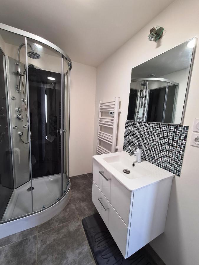 Le Petit Logis Villa Blere Ngoại thất bức ảnh